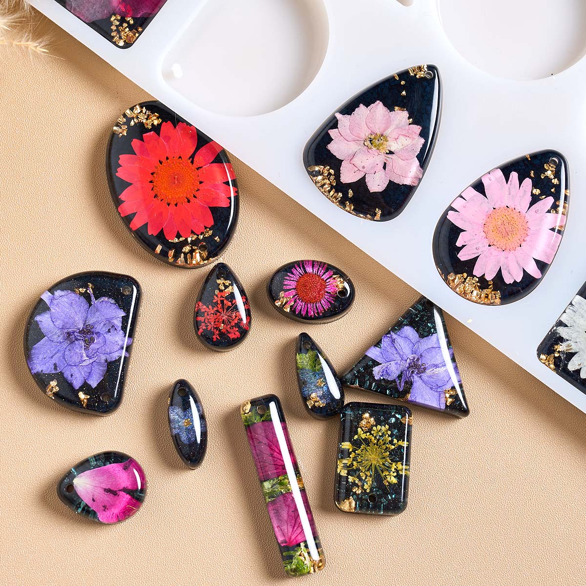 Time Stone Pendant Silicone Mo - مراجعة Art Craft Show وسعره